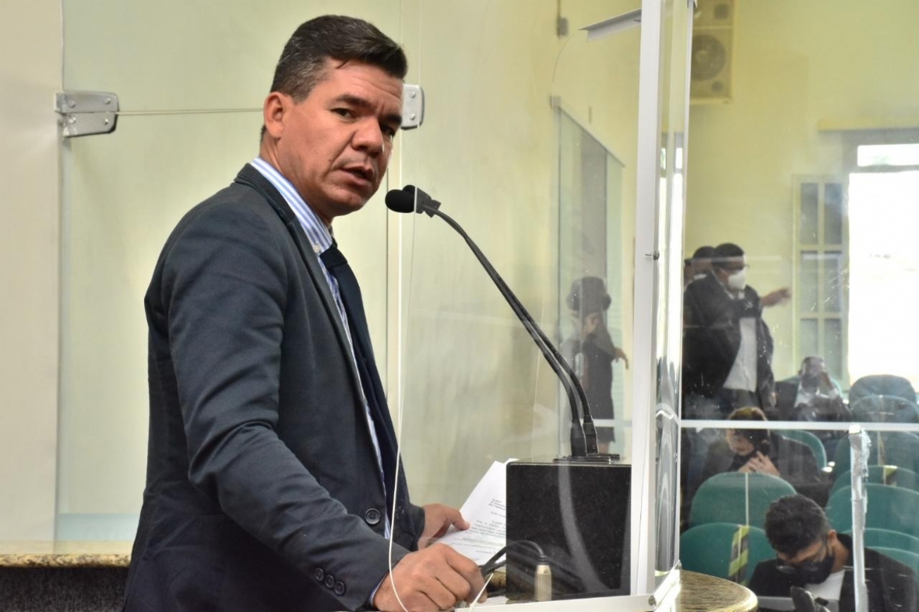 Para vereador, PROCON precisa fiscalizar com mais afinco o funcionamento das agências bancárias em Feira