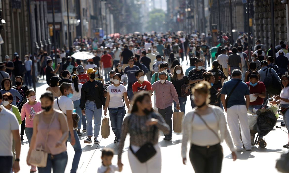 Avanço da variante Delta nas Américas é altamente preocupante, diz Opas