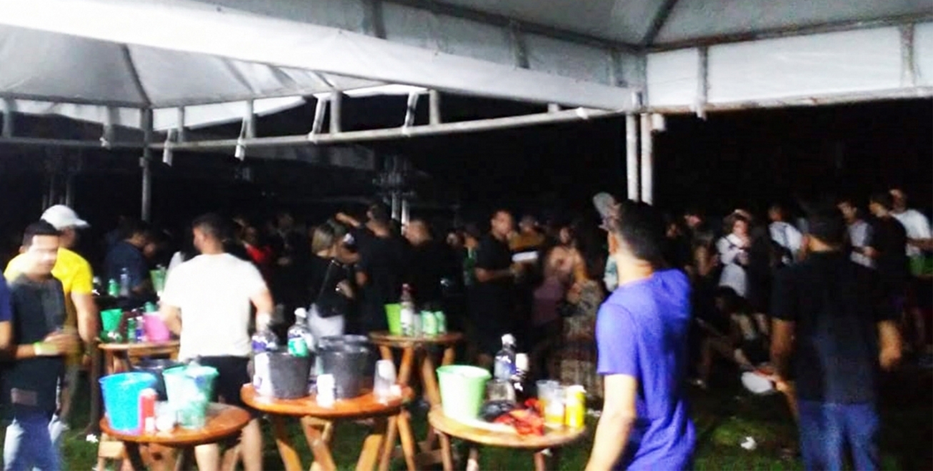 Prefeitura de Feira vai revogar autorização de festas com até 500 pessoas