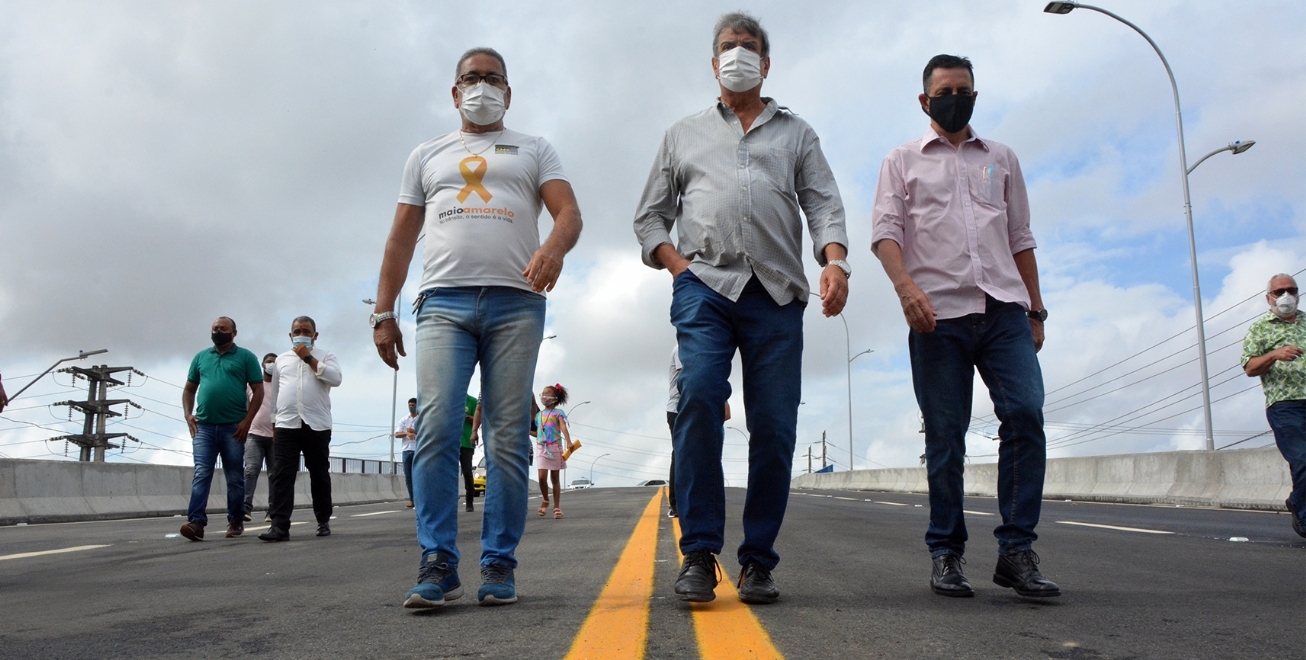 Com 4 faixas, viaduto Wilson Falcão é liberado para tráfego de veículos