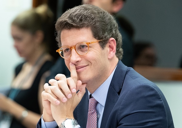 Ricardo Salles planeja se lançar candidato a deputado nas eleições de 2022