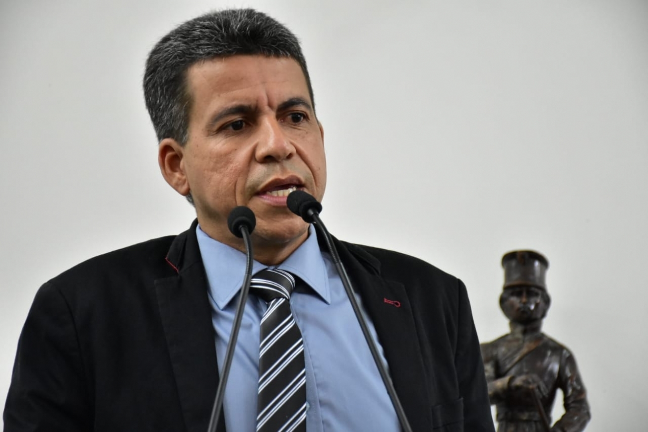 Sobrecarga de energia causa apagões em Feira de Santana, diz vereador