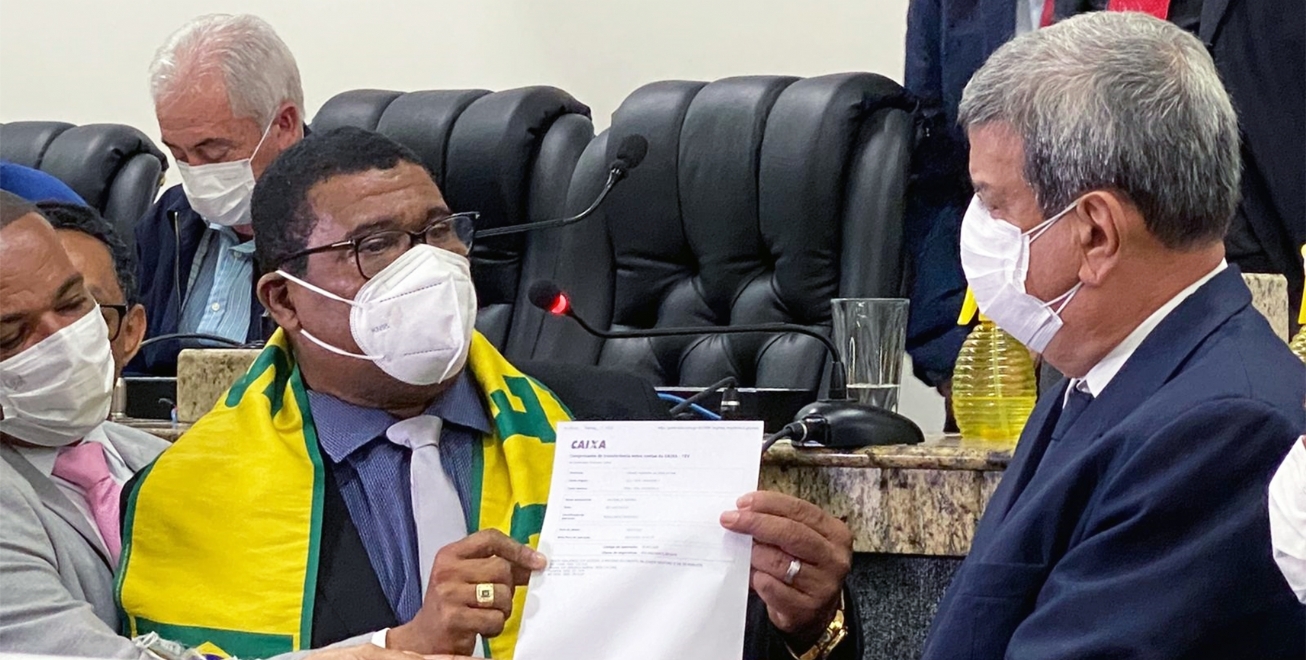 R$ 2,4 milhões economizados pela Câmara retornam ao cofre da Prefeitura de Feira