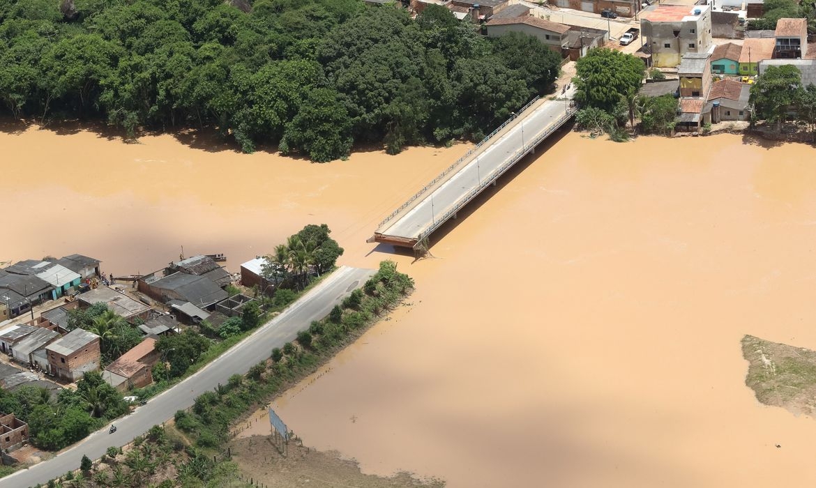 Governo Federal libera mais R$ 418 milhões para rodovias atingidas por chuvas
