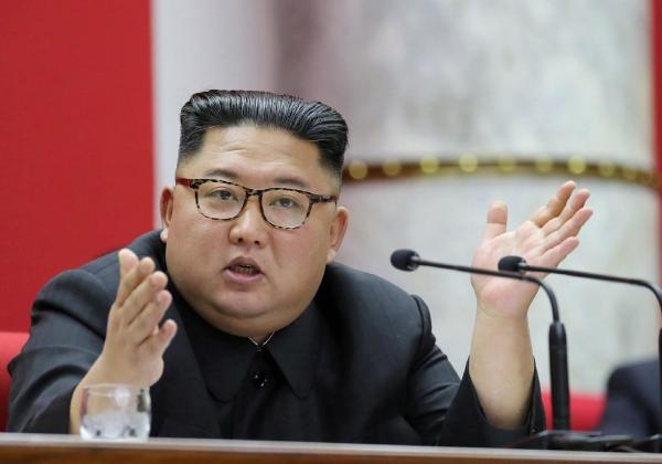 Coreia do Norte confirma disparo de míssil e diz estar pronta para confronto com os EUA