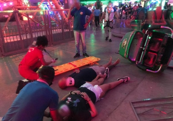 Pai e filha são arremessados de brinquedo em parque localizado dentro de shopping em Lauro de Freitas