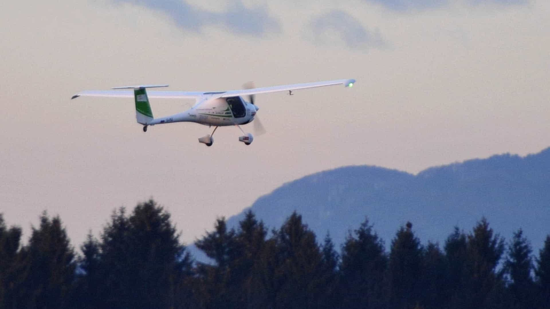 Avião de pequeno porte que transportava 3 brasileiros desaparece na Argentina