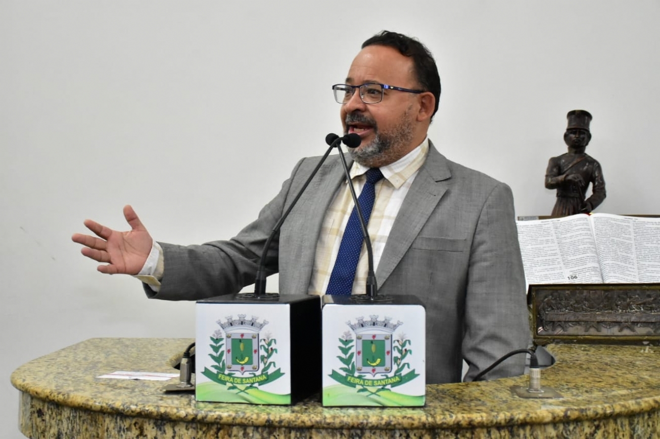 Com aulas em dias alternados, escolas da Rede Municipal podem não completar a carga horária de ensino, declara vereador