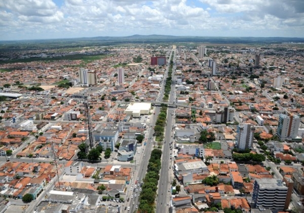 MP aciona município e responsáveis pela construção do Shopping Popular