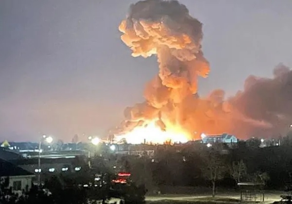 Rússia volta a atacar último ponto de resistência ucraniana em Mariupol