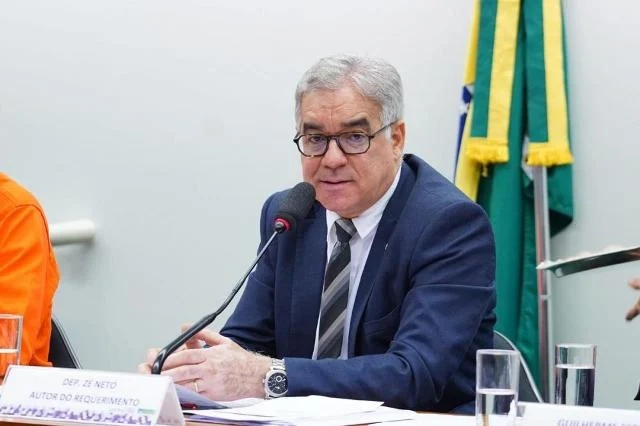 Zé Neto critica governo de Colbert e diz que não irá dividir palanque com prefeito de Feira