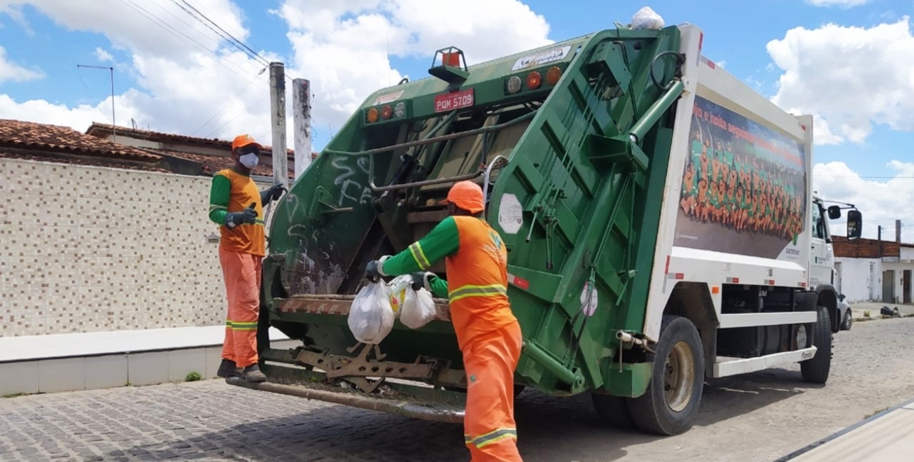 Em sete meses, Prefeitura de Feira recolhe mais de 93 mil toneladas de lixo domiciliar