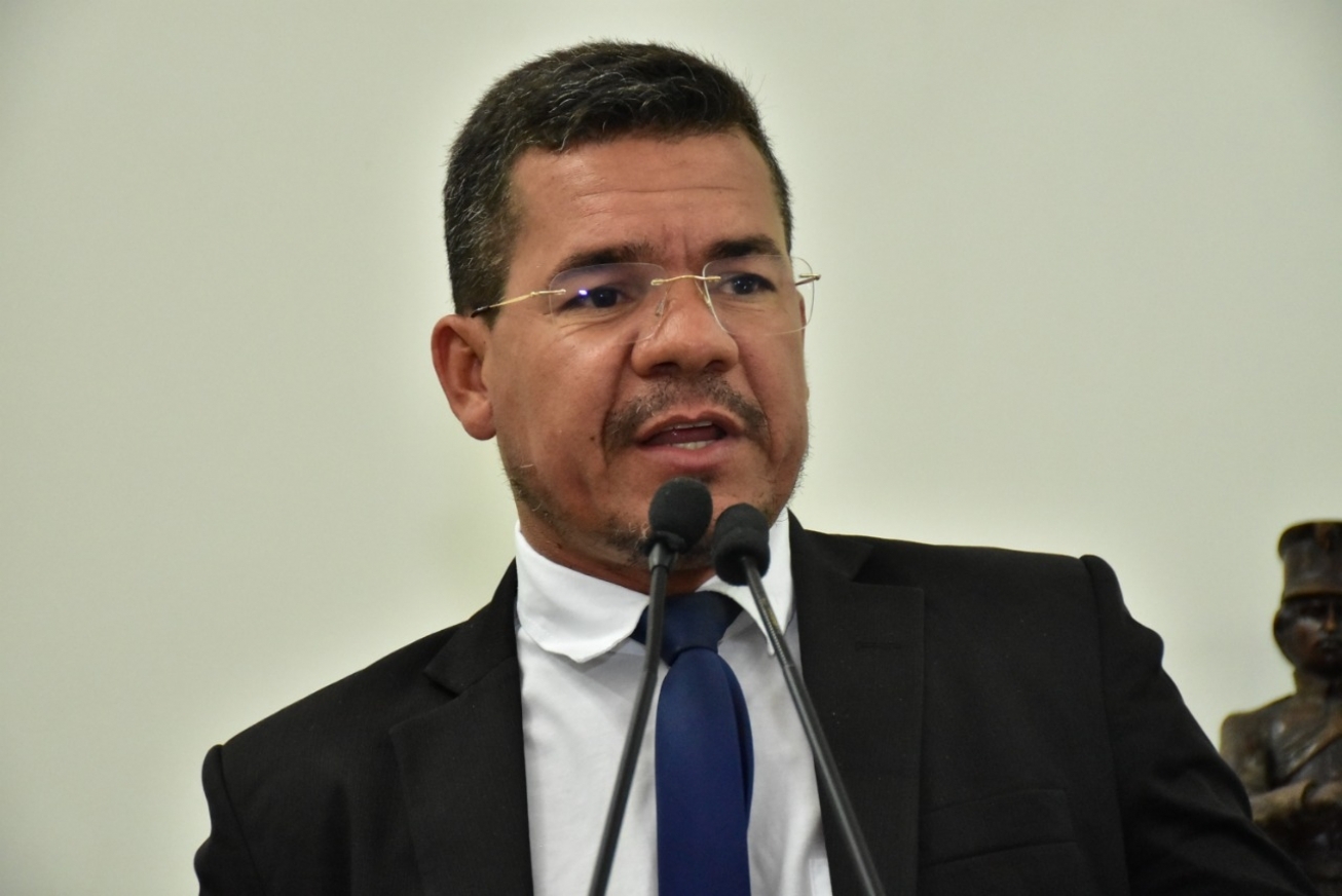 Próximo governador da Bahia precisa investir na construção de hospitais no interior, diz vereador Pedro Cícero