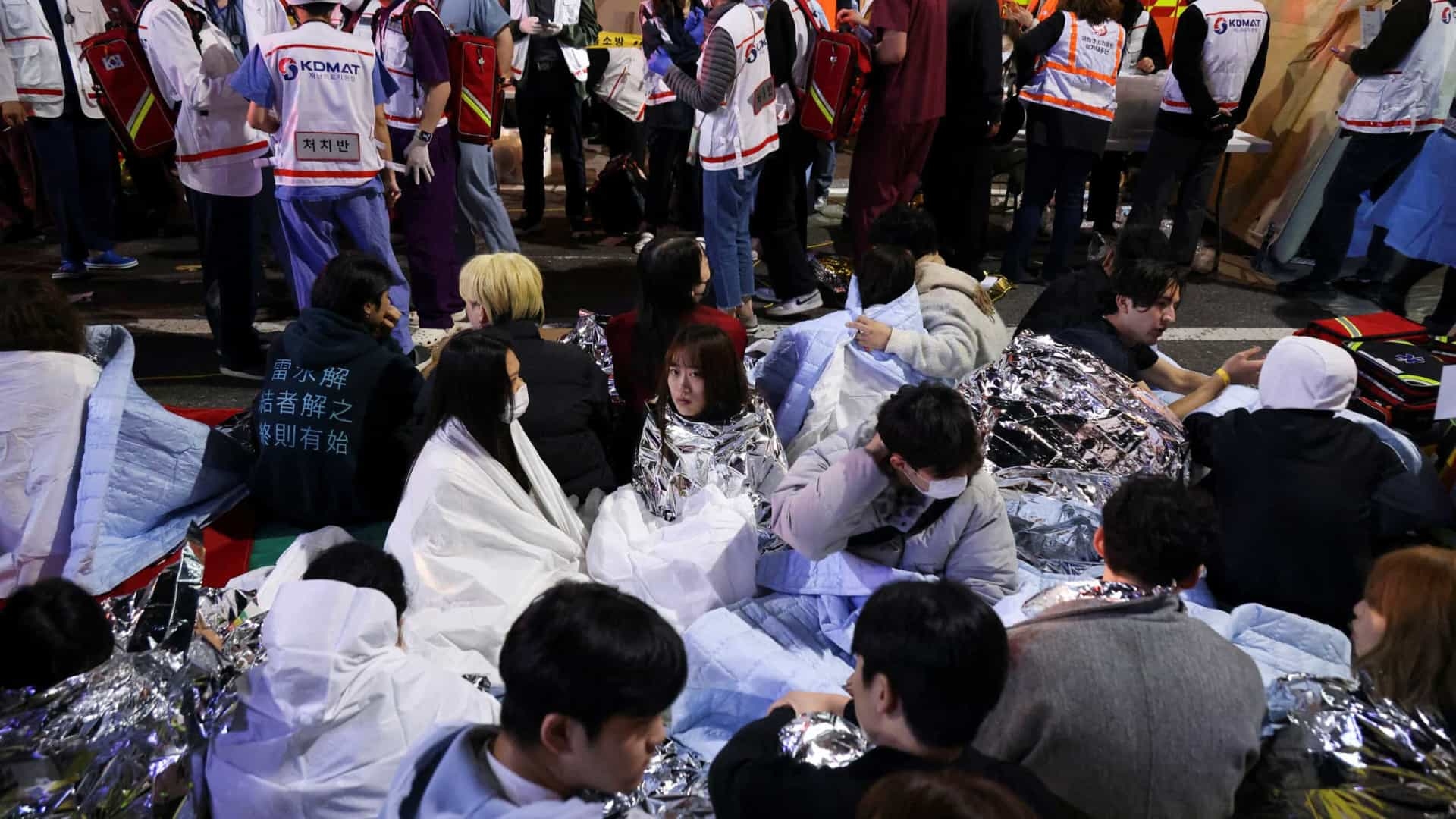 Tragédia na Coreia do Sul: pelo menos 120 pessoas morrem em festa de Halloween ao ar livre