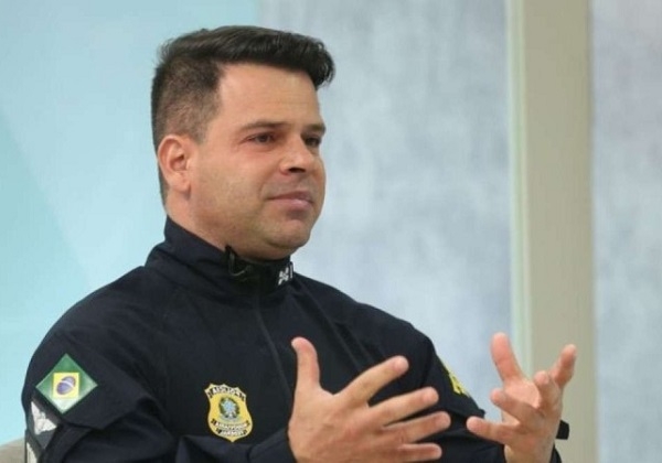 Diretor-geral da PRF presta depoimento à PF por suposta violência eleitoral