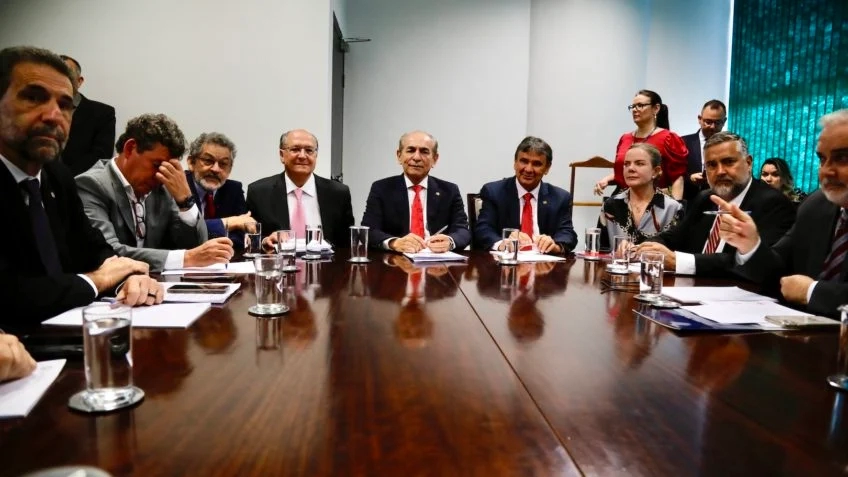 Grupos temáticos que compõem a transição governamental entregam 1º relatório na próxima semana   