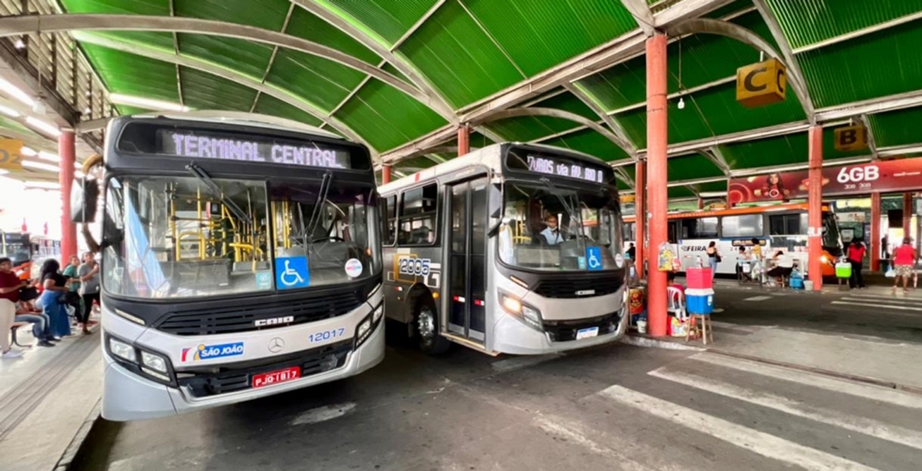 Prefeitura de Feira reforça frota de ônibus para segunda etapa do ENEM neste domingo