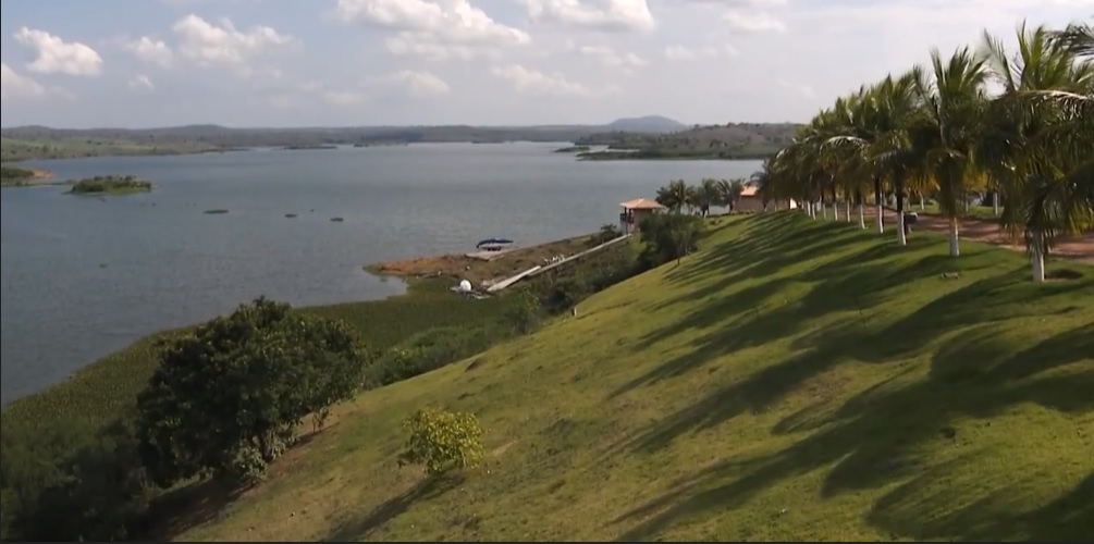 Secretaria de Meio Ambiente realiza coleta de lixo no Rio Jacuípe
