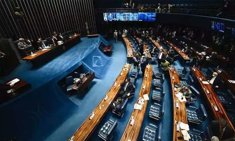 PEC da Transição é aprovada em dois turnos pelo Senado Federal