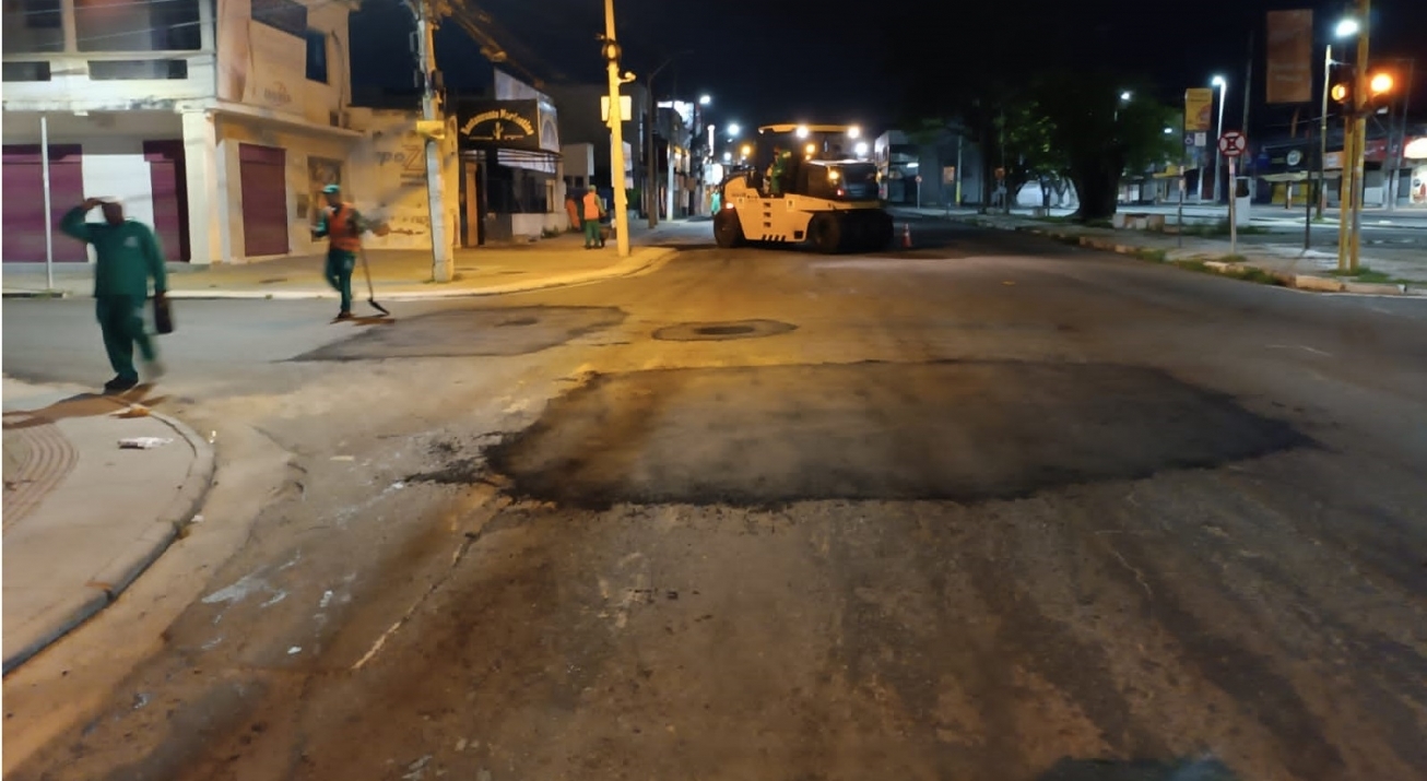 Prefeitura inicia recuperação de vias no centro da cidade