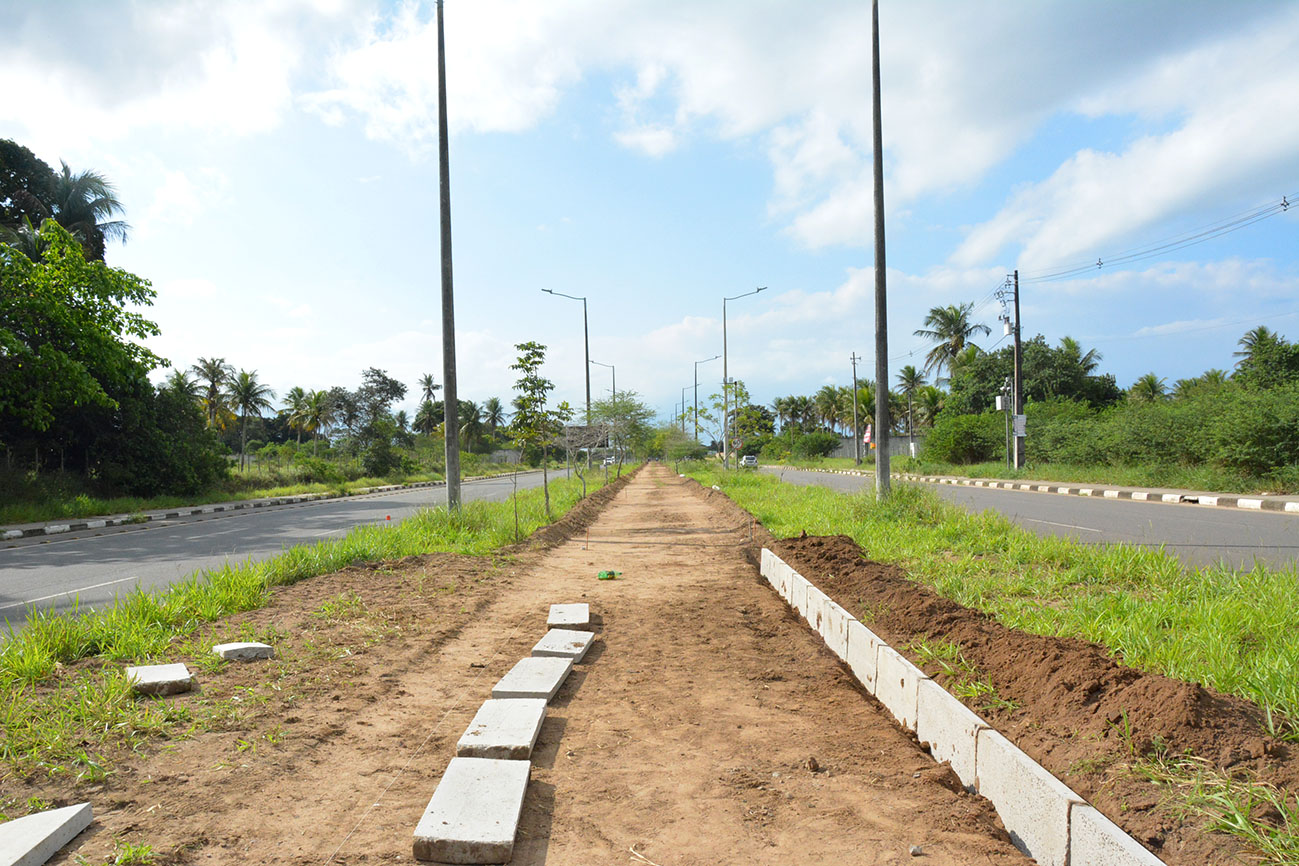 Iniciada construção de 10 Km de ciclovias nas avenidas Noide Cerqueira e Fraga Maia