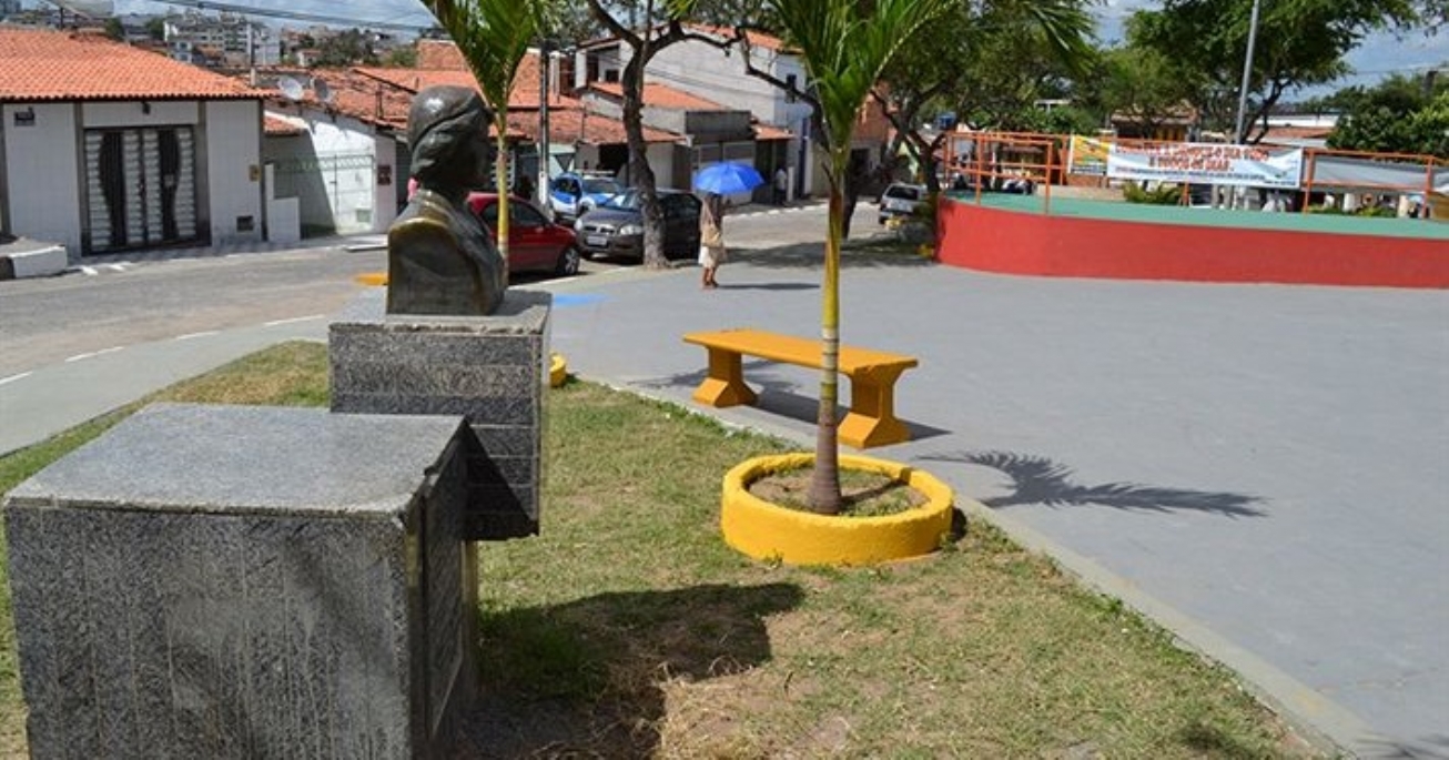 Mutirão promovido pela Prefeitura intensificará serviços em vários bairros de Feira; Rua Nova é o primeiro