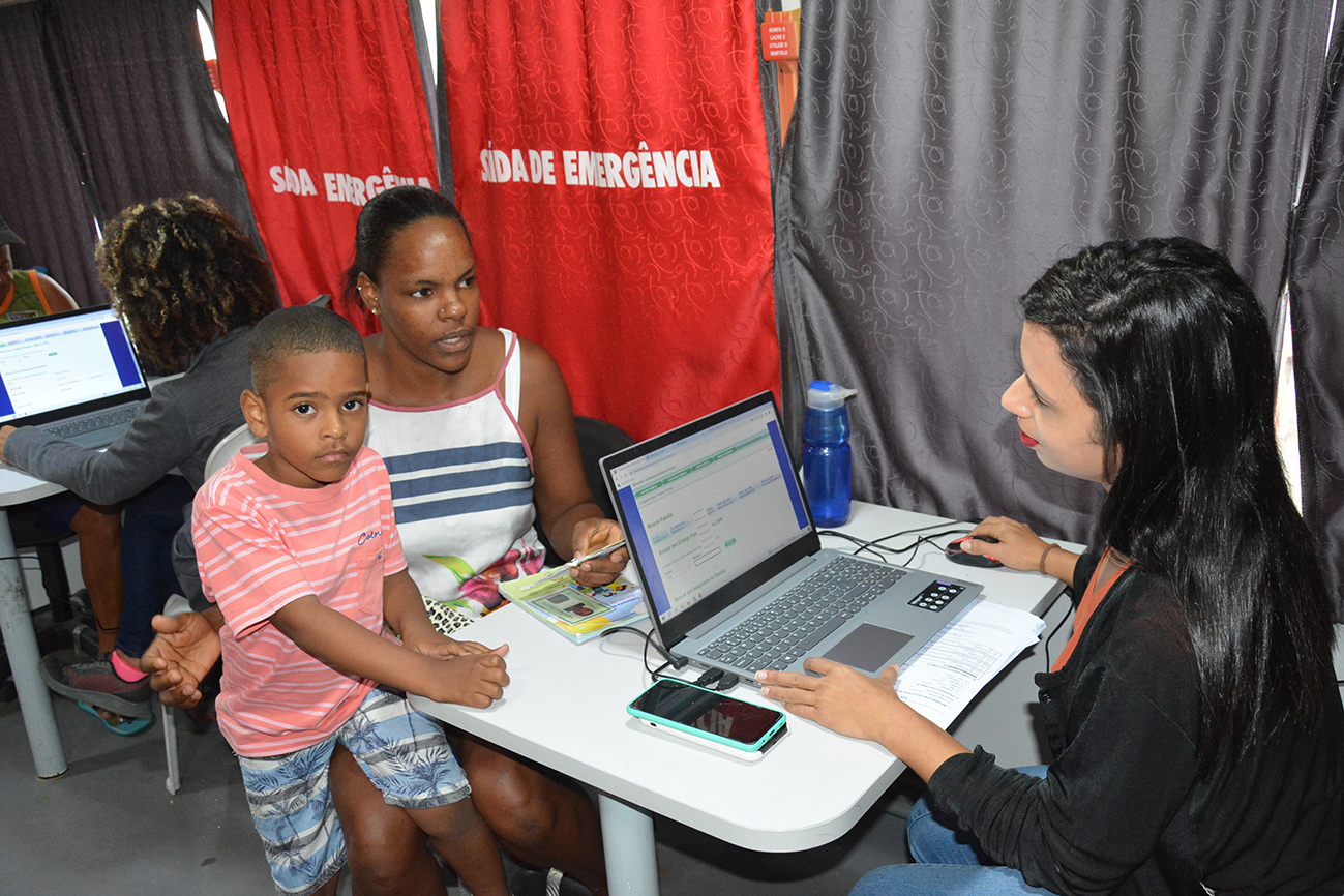 Comunidade do distrito de Jaíba recebe serviços socioassistenciais e de saúde, nesta sexta-feira (11)