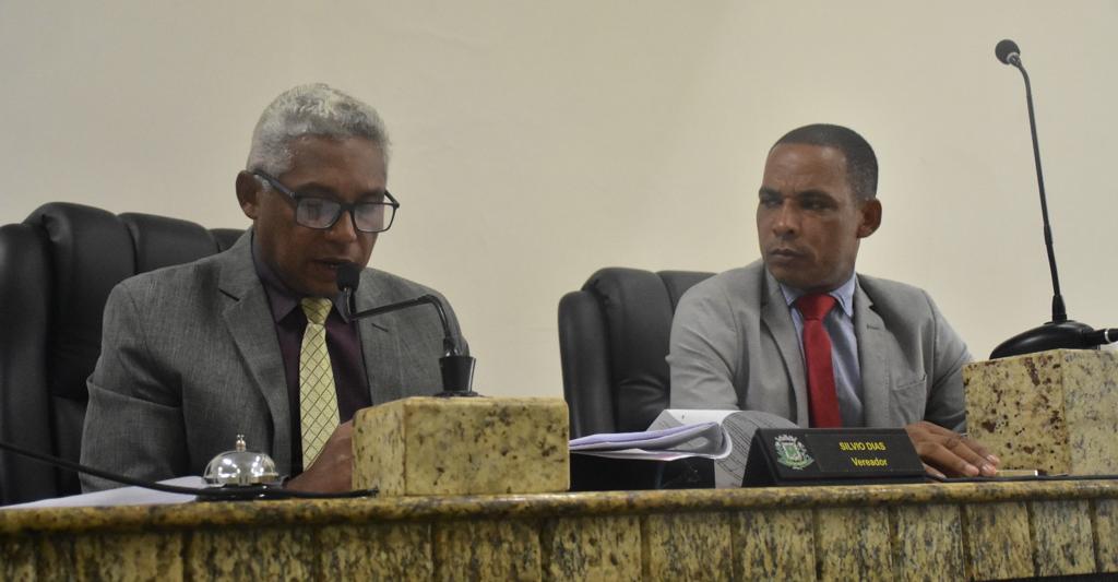 Câmara de Feira vai abrir processo contra Secretária Municipal de Saúde, Cristiane Campos