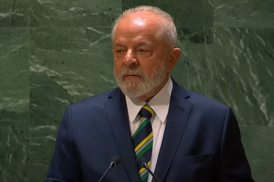 Cirurgia de Lula é resolutiva para o problema, diz médico que operou o presidente