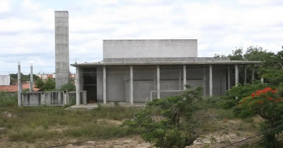 Governo do Estado contrata consórcio para retomar obras do Centro de Convenções de Feira de Santana