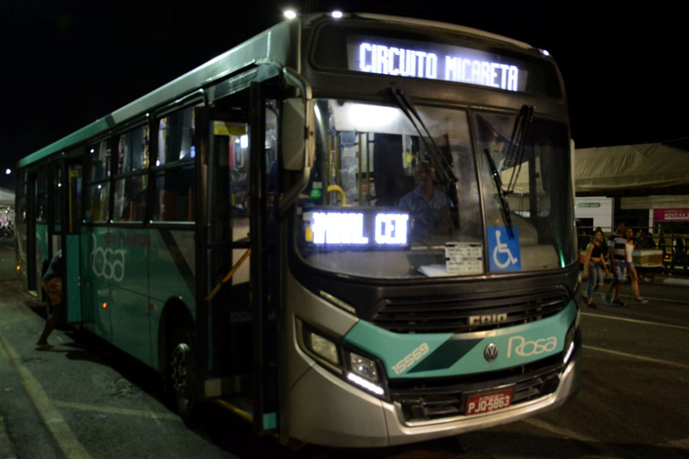 Projeto de lei na Câmara de Feira determina que parada fora do ponto do transporte público atenderá mulher, idoso e pessoa com deficiência