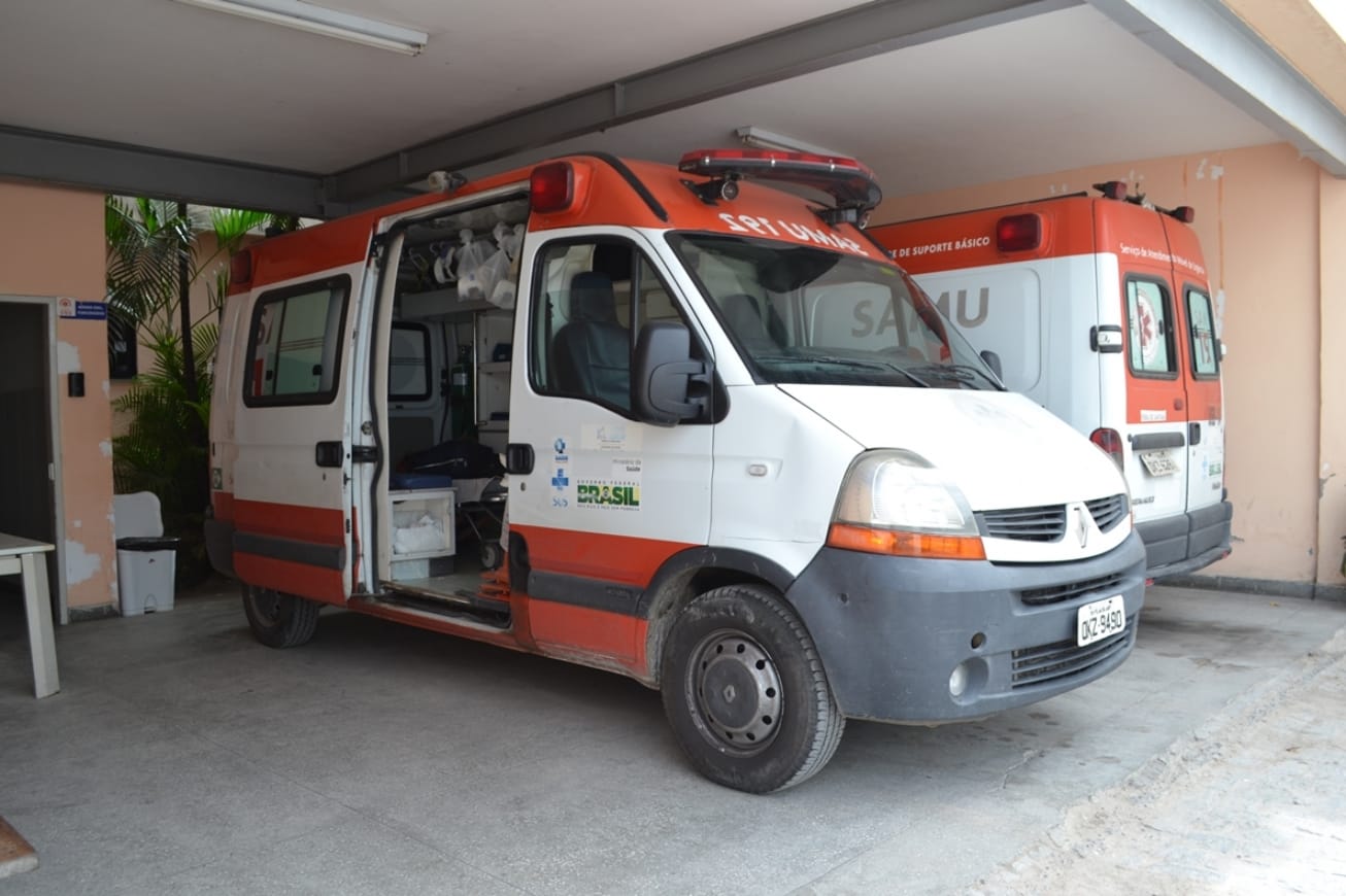 Seis ambulâncias do SAMU estão quebradas em Feira de Santana, denuncia vereador na Câmara