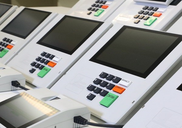 Testes de segurança de urnas eletrônicas começam em novembro
