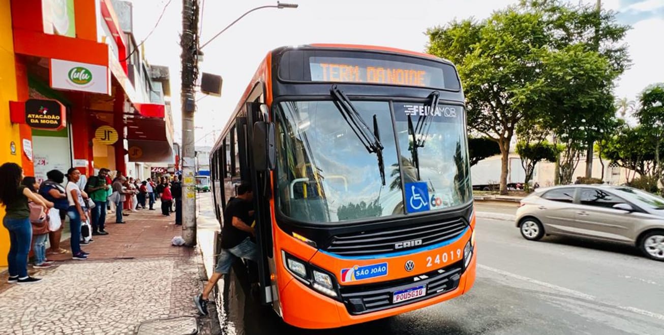 Transporte: Câmara de Feira pauta gratuidade em dia de prova do ENEM e 