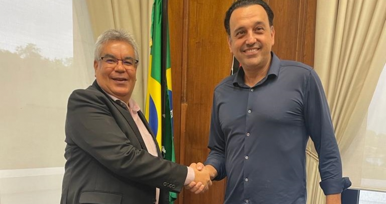 Prefeitura de Feira e Governo do Estado de São Paulo firmam parceria para traslado de pessoas em situação de rua