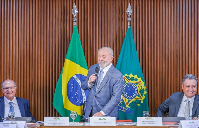 ‘Falta muito para se fazer’, diz Lula ao abrir reunião ministerial