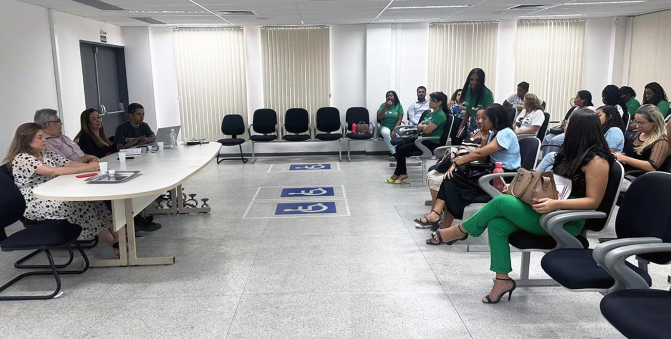 Combate à exploração de crianças e adolescente no município de FSA é discutida no MP