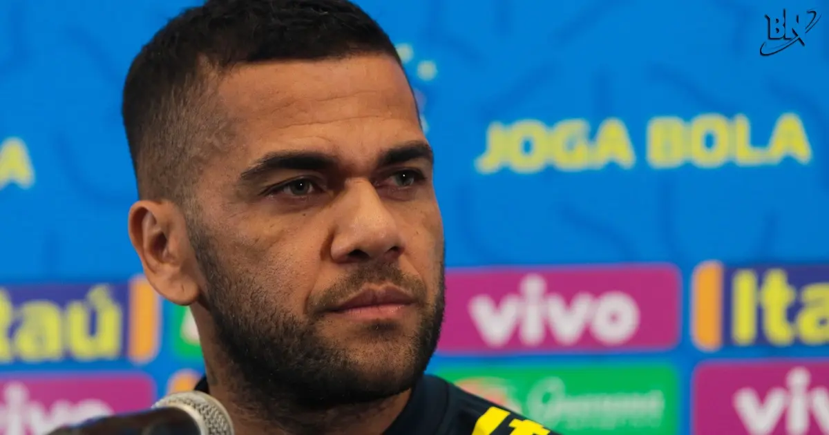 Daniel Alves paga fiança de 1 milhão de euros e deve deixar prisão nesta segunda-feira (25)