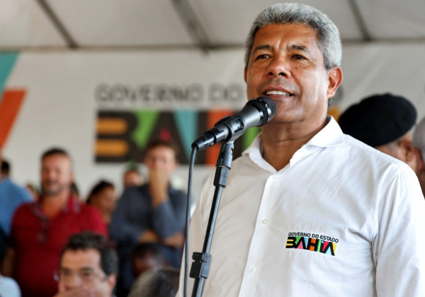 Governador Jerônimo entrega leitos de UTI e centros cirúrgico e de parto normal em Irecê, no domingo