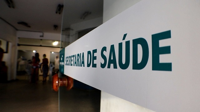 Posto de saúde interrompe atendimento por falta de pagamento da conta de energia, informa vereador na Câmara de Feira