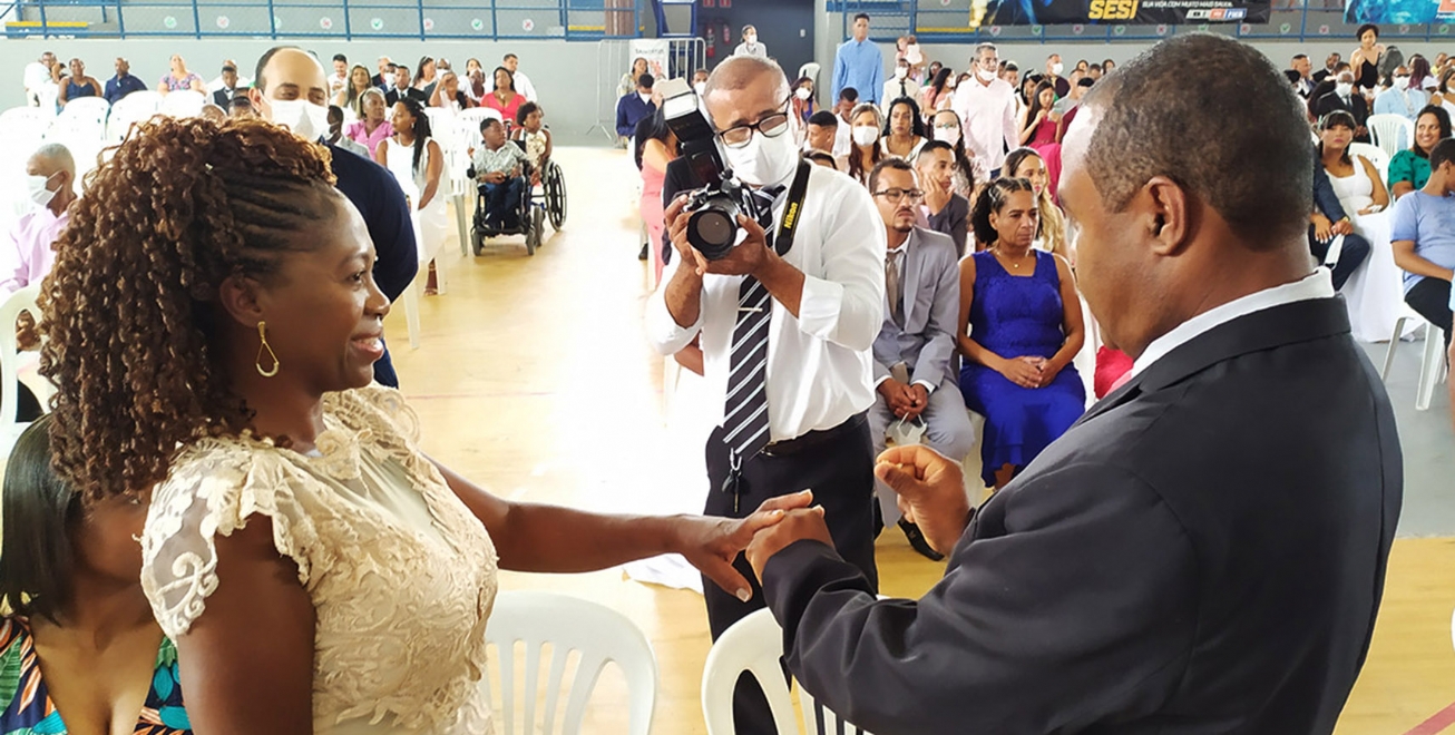 Prefeitura de Feira prorroga inscrições para Casamento Coletivo