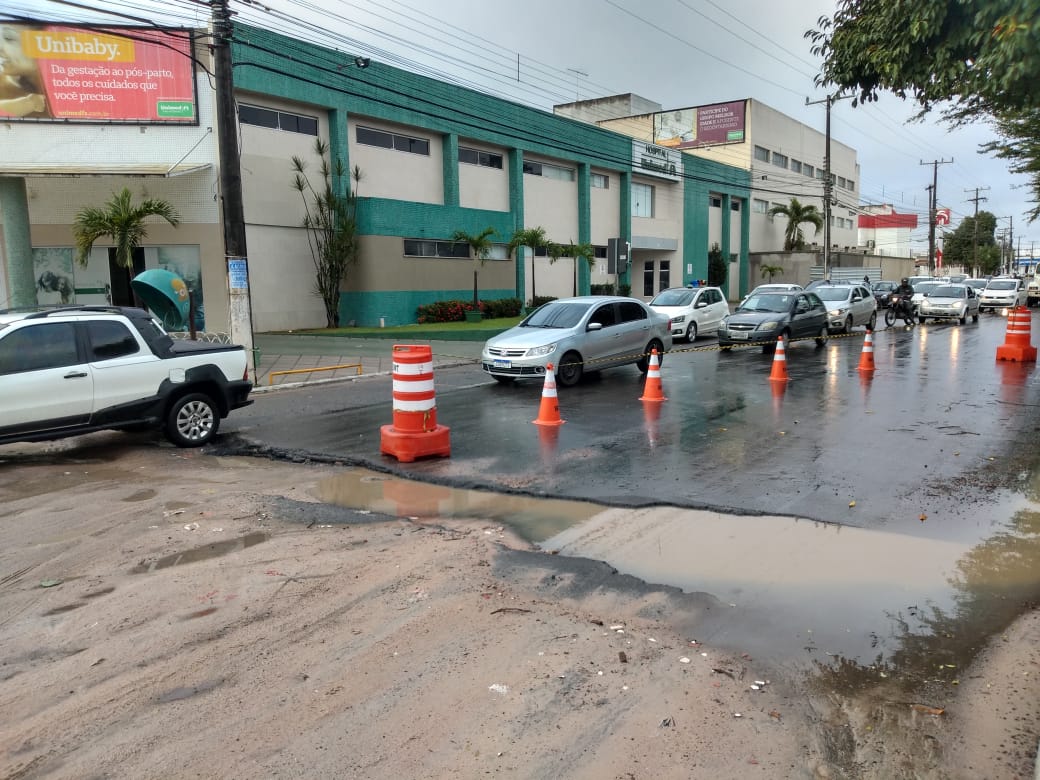 SMT realiza interdição parcial em trecho da avenida João Durval neste sábado e domingo