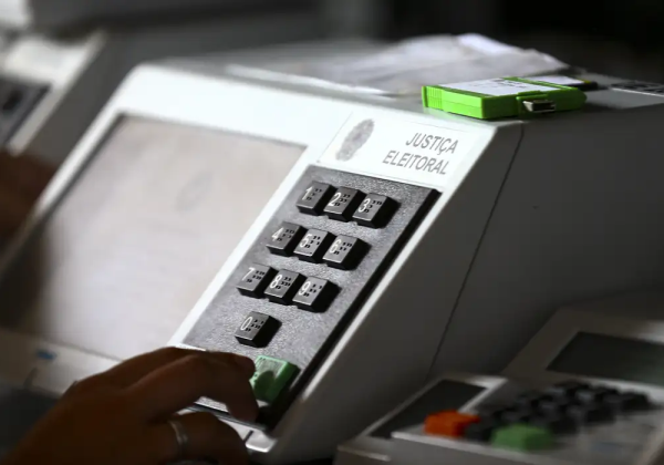 Segundo pesquisa, eleições de 2024 tem ao menos 6.600 candidatos militares ou ligados a forças de segurança