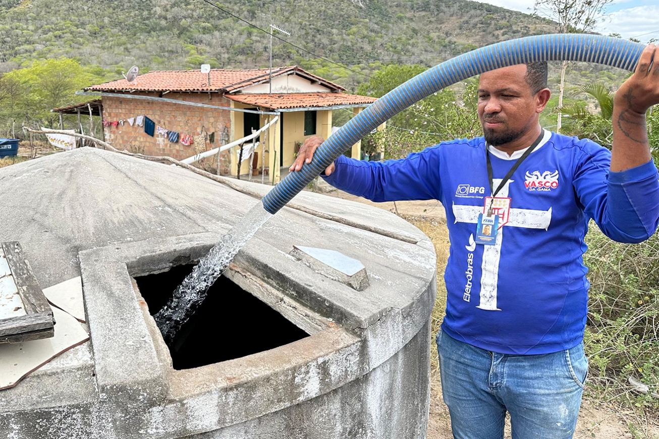 Operação Carros-Pipa: Mais de 2.000 abastecimentos realizados na zona rural de FSA em 2024