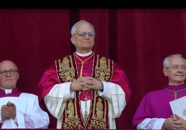 Americano Robert Prevost é escolhido como novo Papa