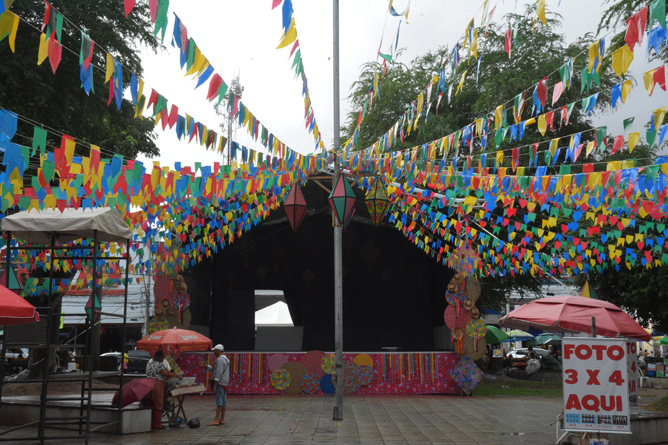 Arraiá do Comércio abre, neste sábado (7), os festejos juninos em Feira de Santana