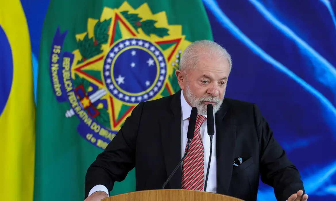 Lula reafirma que ofensiva de Israel em Gaza é genocídio e que judeus são contra