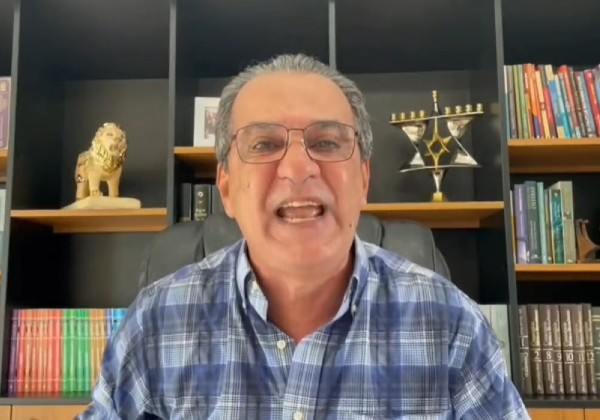 Polícia Federal cumpre mandado de busca e apreensão contra Pastor Silas Malafaia
