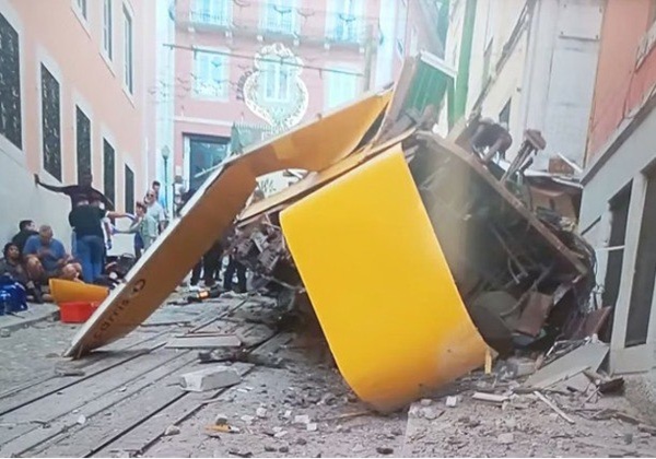 Acidente com bondinho em Lisboa deixa 15 mortos e 18 feridos