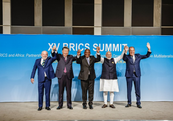 Lula convoca reunião virtual do Brics para debater cenário internacional e tarifas impostas pelos EUA